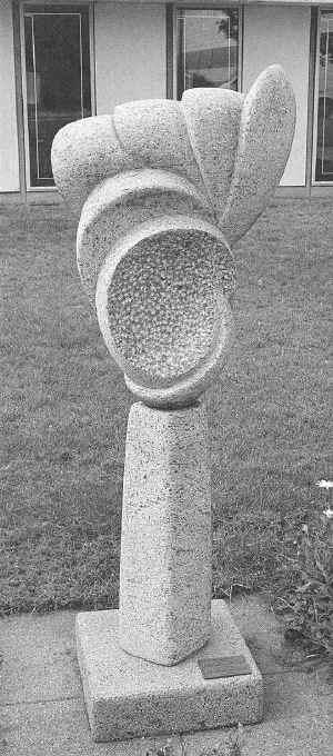 Granitskulptur af edgar funch